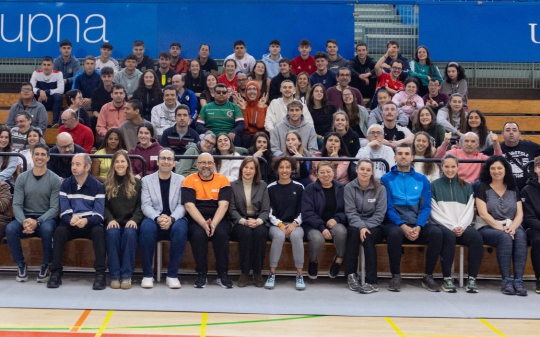 El torneo Mixed Ability de Floor Curling de la UPNA reúne a un centenar de participantes y refuerza el compromiso con una inclusión real en el deporte
